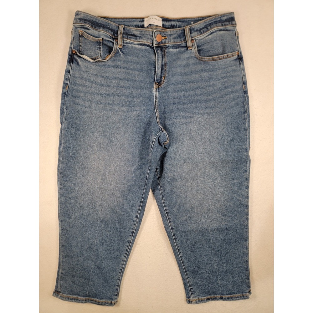 Lane‎ Bryant Mid-Rise Boyfriend Capri Cropped Jeans Size 18  Blue Denim Stretch